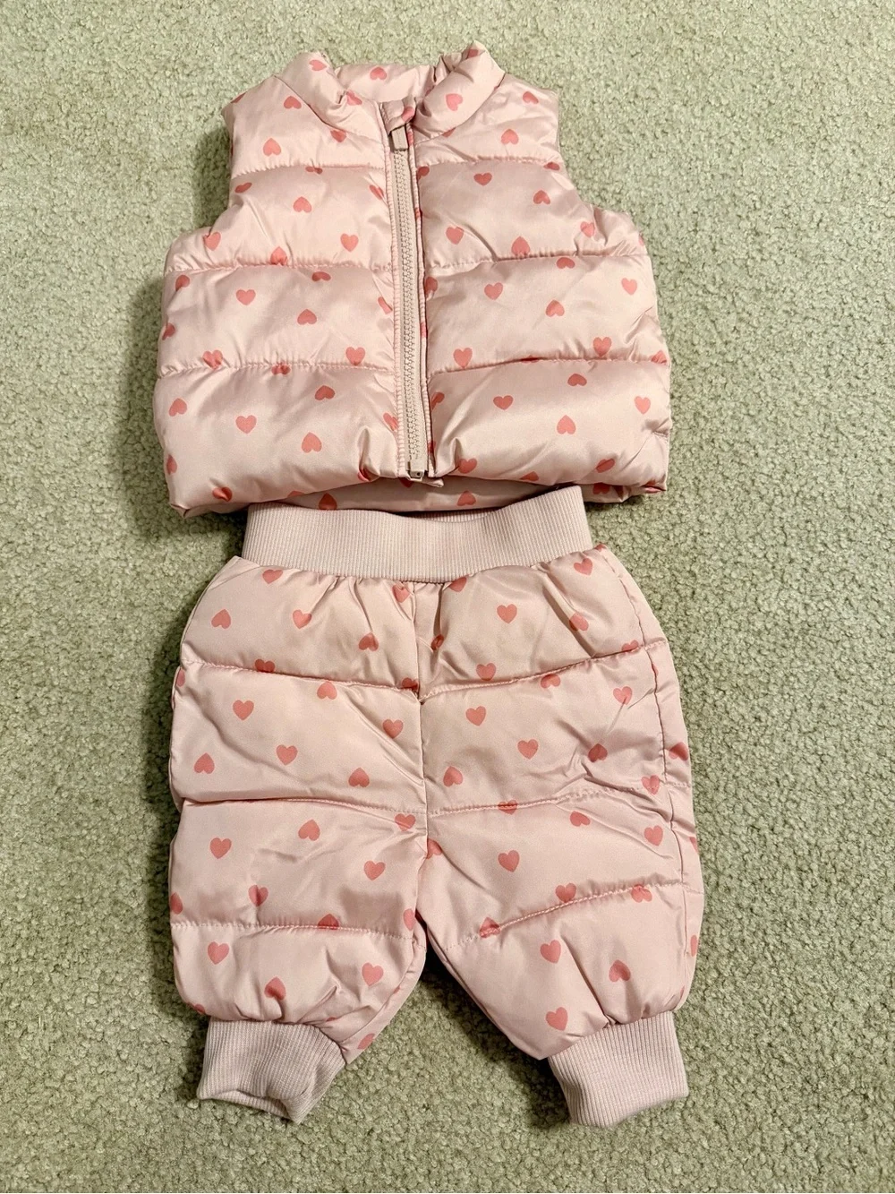 Old Navy Baby Puffer Vest Snow Pants Set Light Pink With Hearts 0-3 Months NWOT